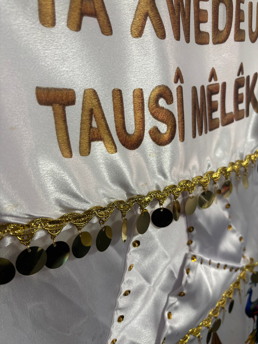 Barat Tasche Schrift /YA XWEDE Û TAUSÎ MÊLÊK"